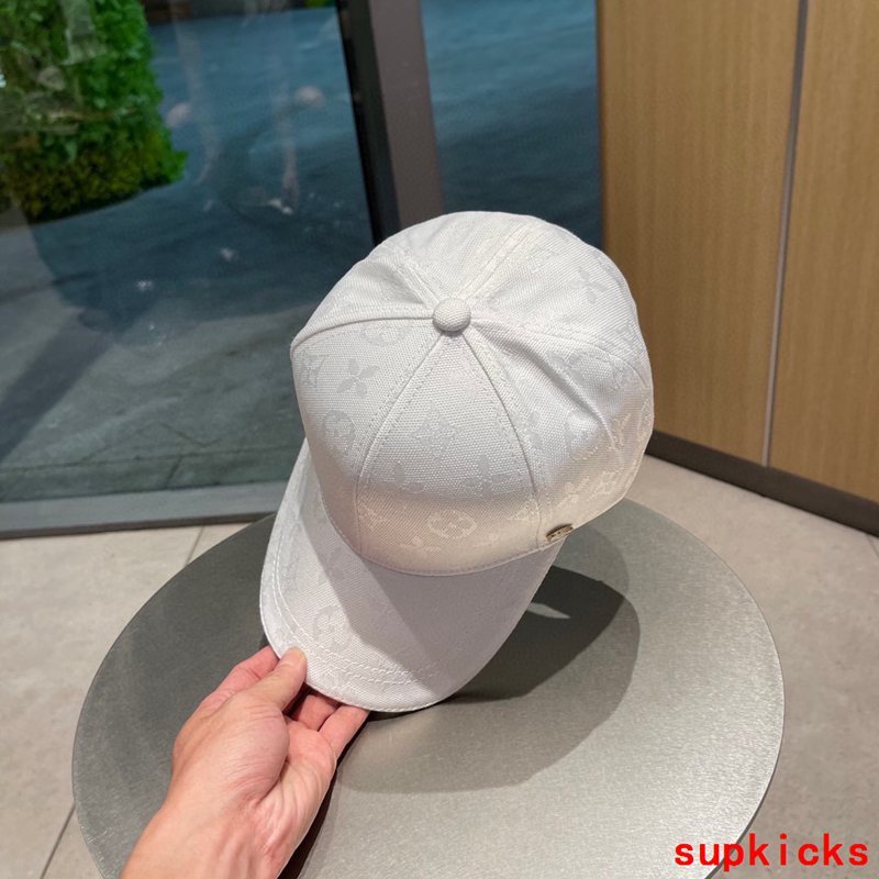 Louis Vuitton Luxury Cap