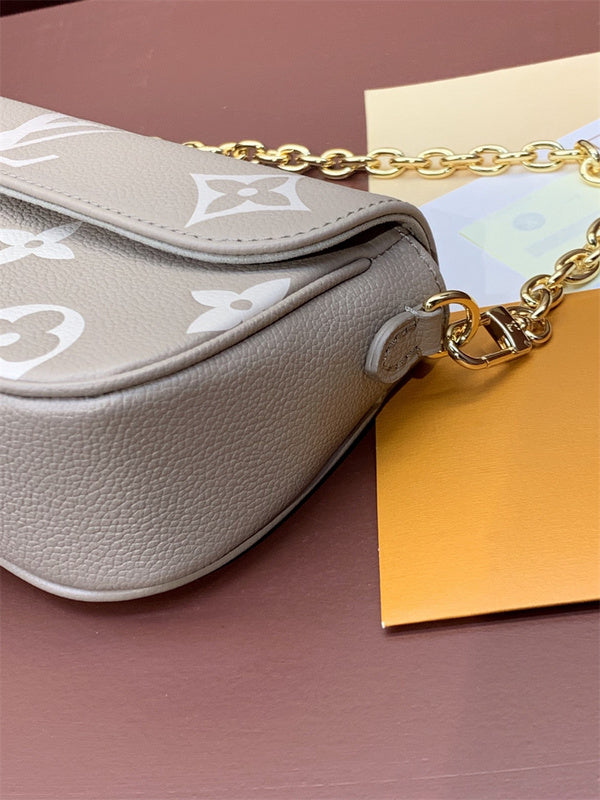PHA - LOV Bags - 090