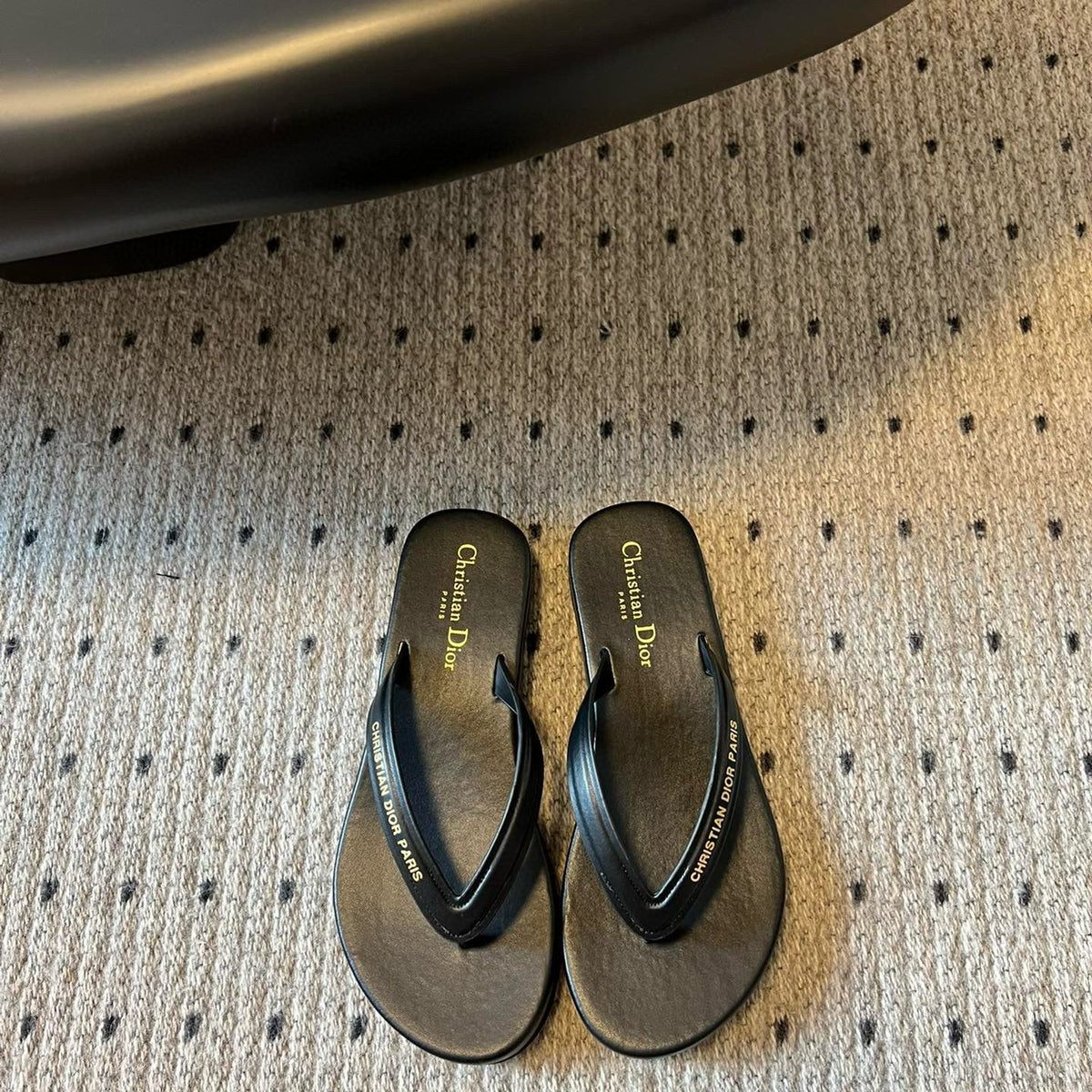 CD THONG SANDAL