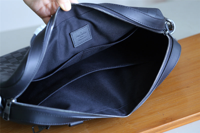 I W Fashion Lu-Vi bags - 9827