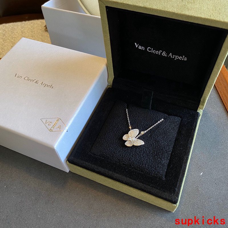 Van Cleef & Arples Jewelry