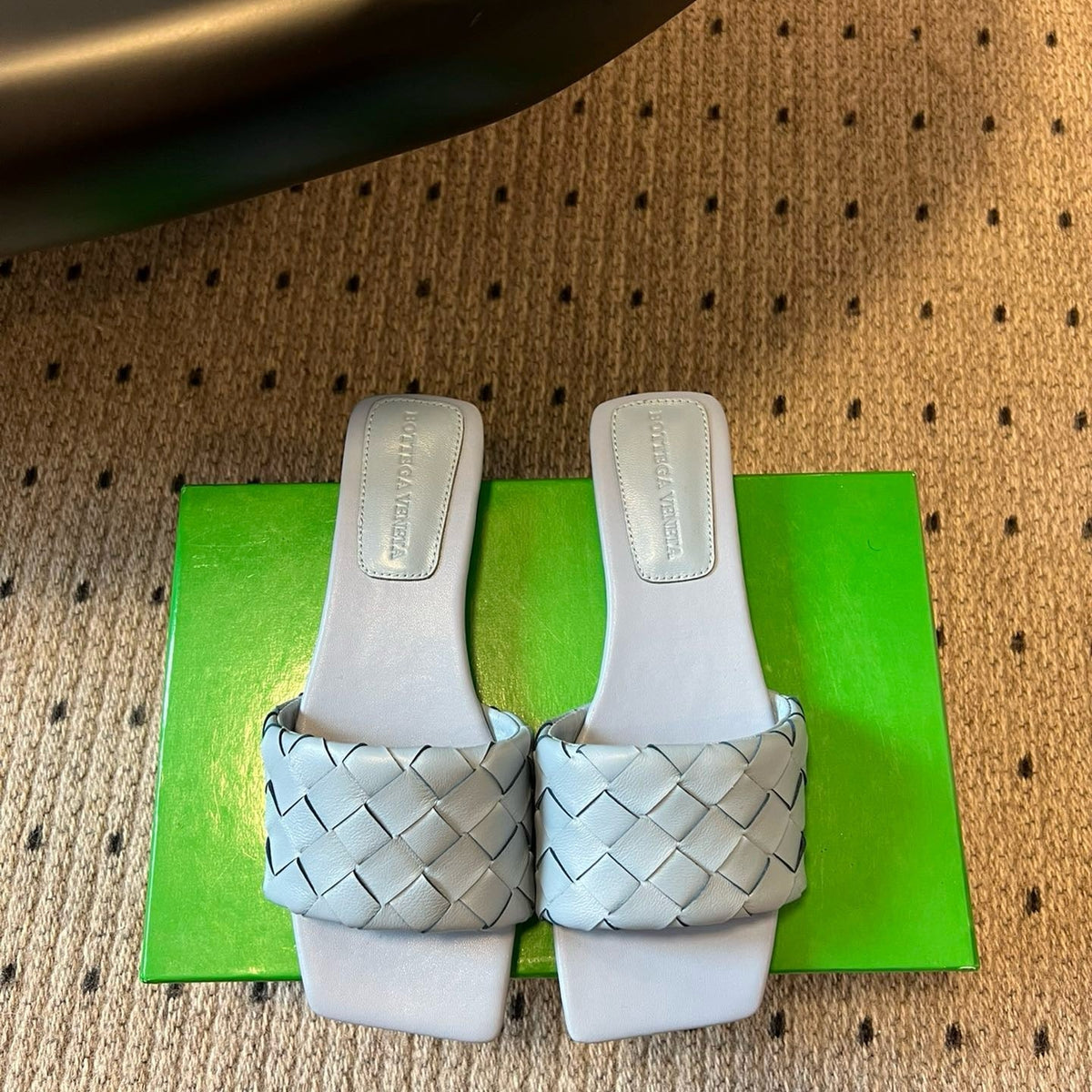 BOTT V SANDALS