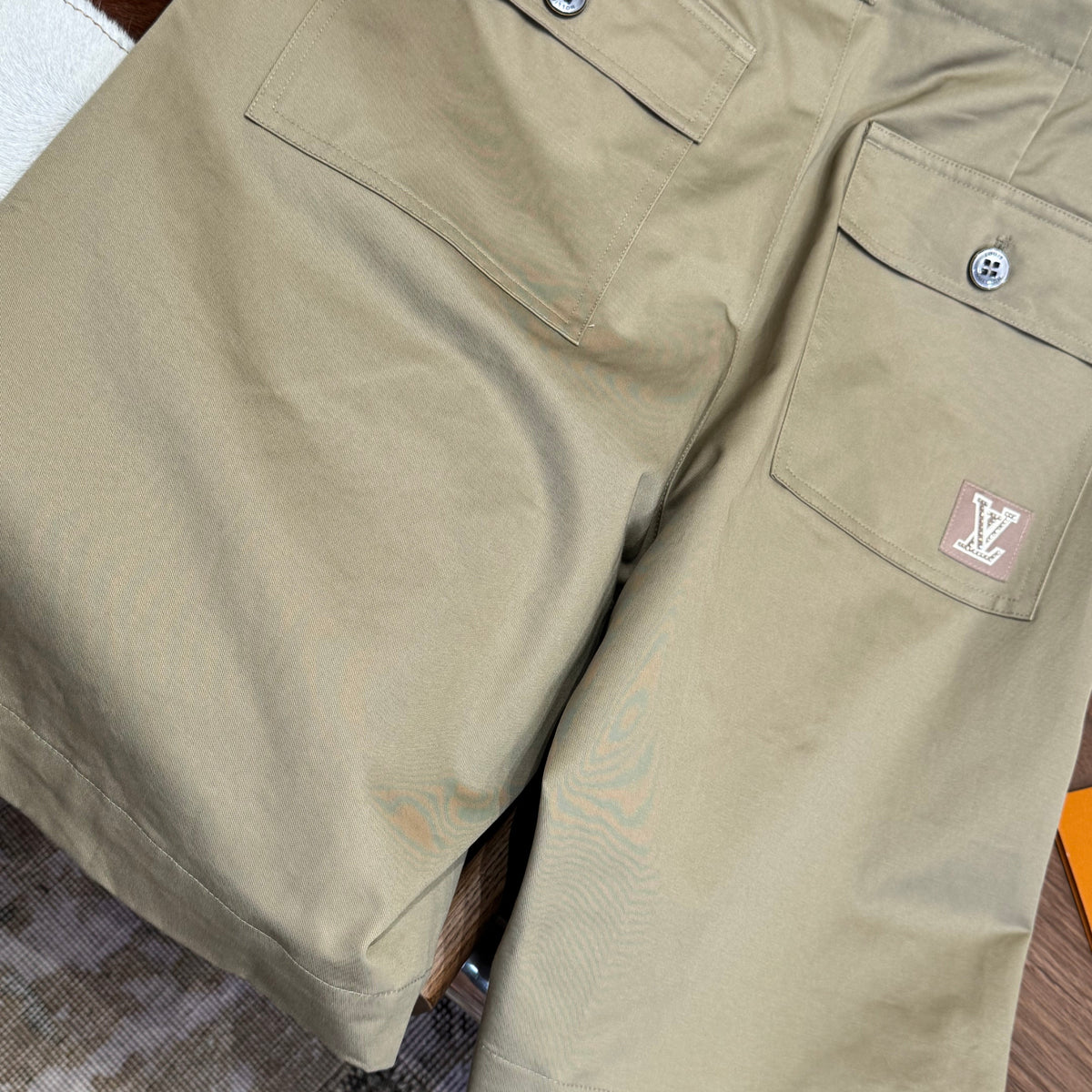 LOU SHORTS