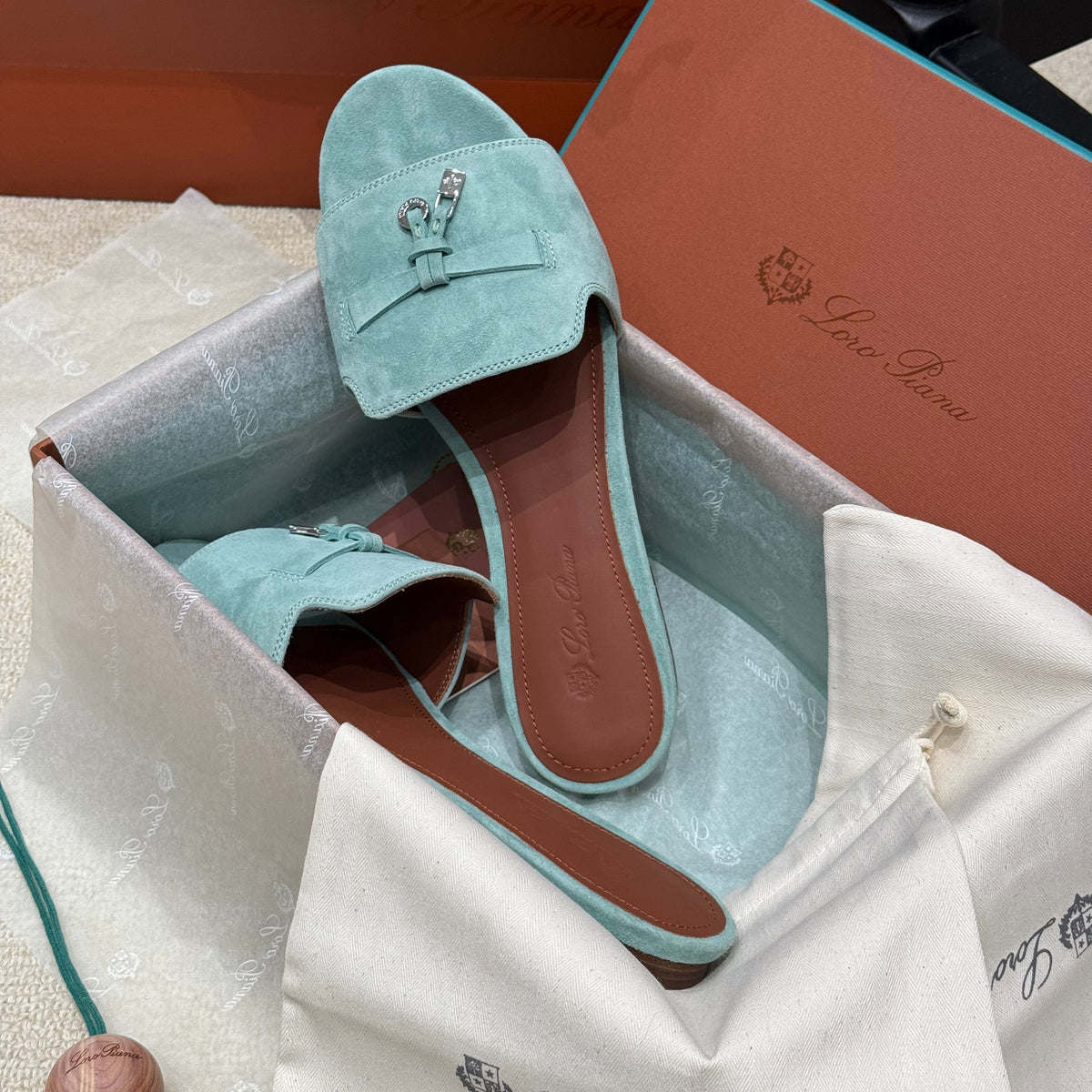 LORO P SUMMER CHARM SLIPPER