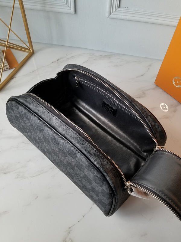 I W Fashion Lu-Vi bags - 17476