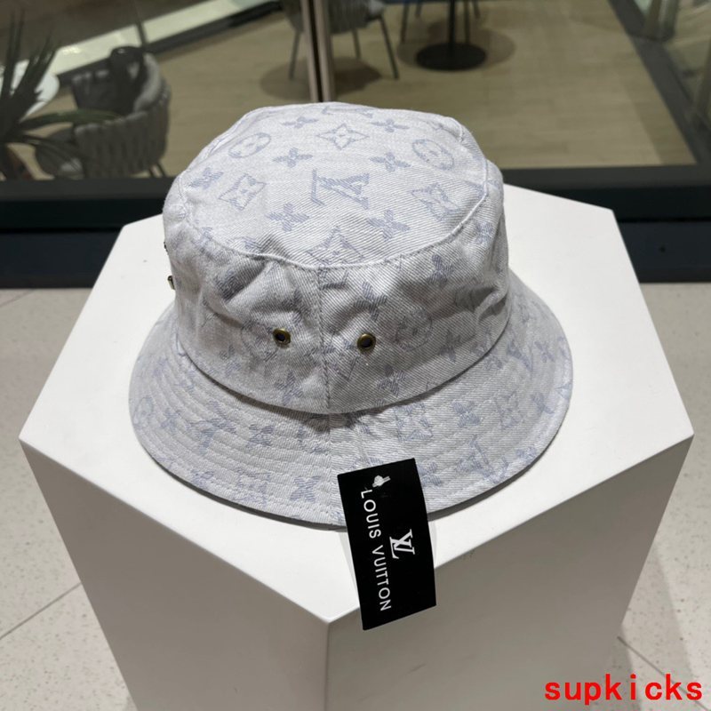 Louis Vuitton Luxury Cap