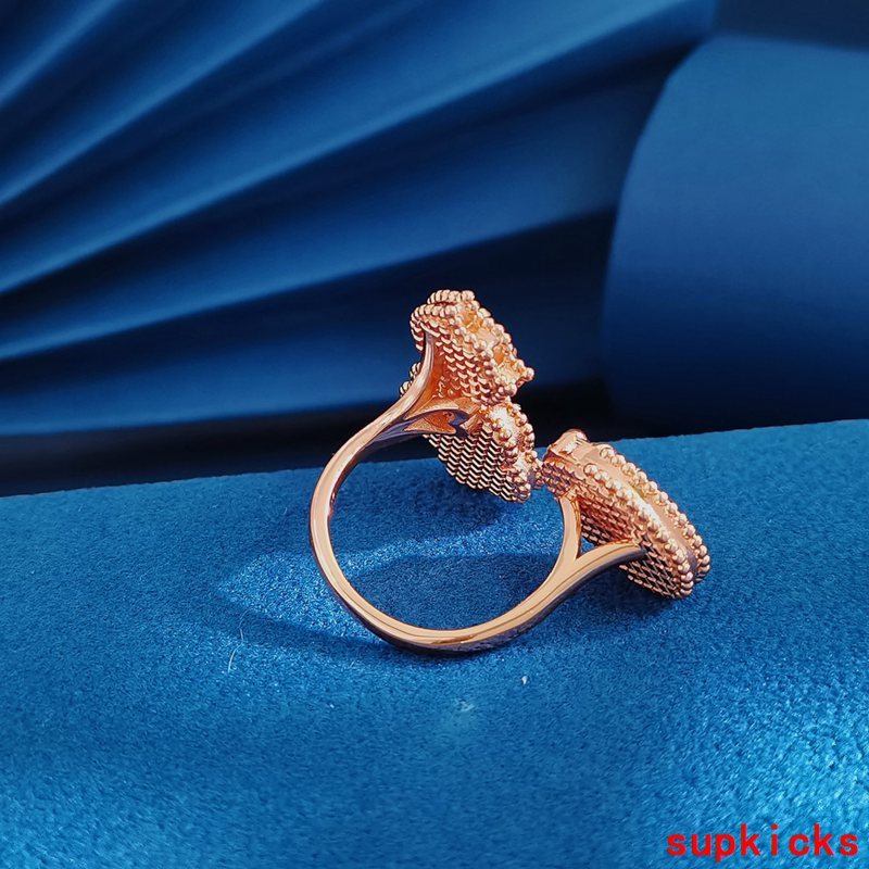 Van Cleef & Arples Jewelry