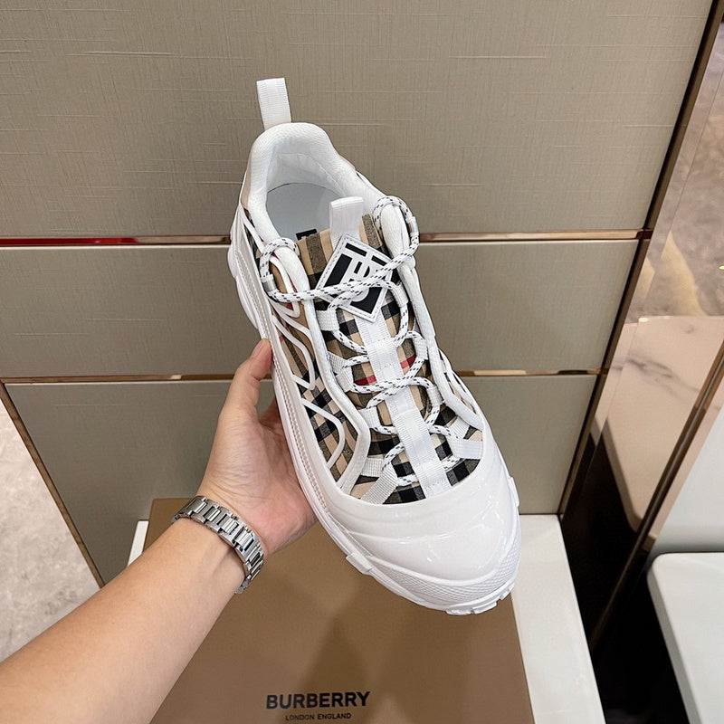 Burberry Luxury Shoes
