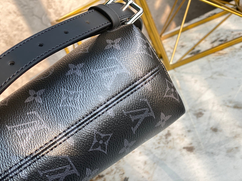 I W Fashion Lu-Vi bags - 17177