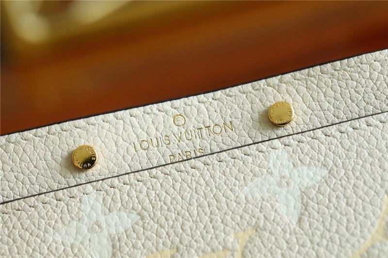 I W Fashion Lu-Vi bags - 8938