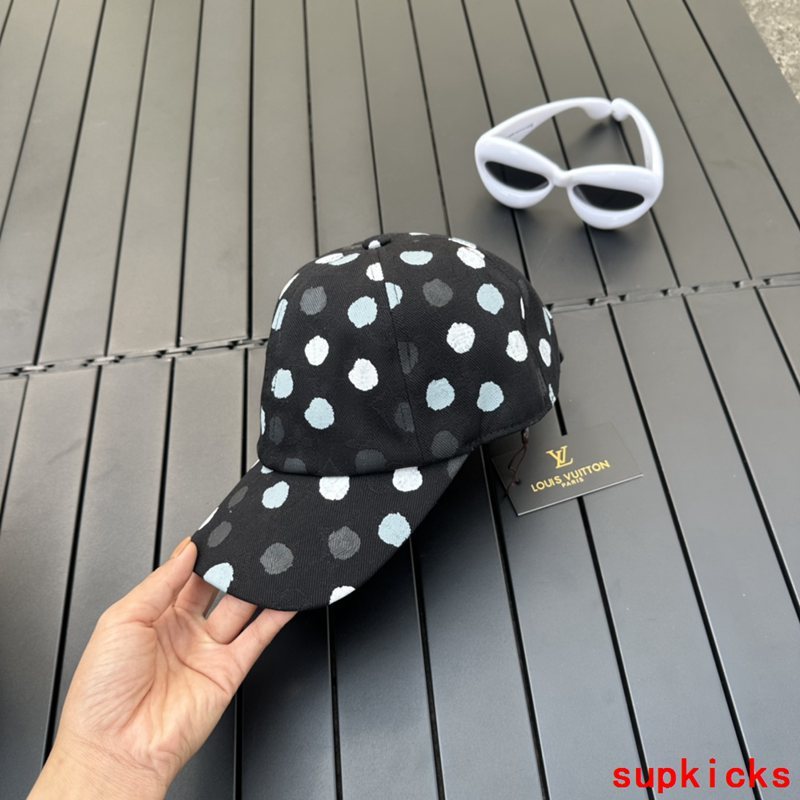 Louis Vuitton Luxury Cap