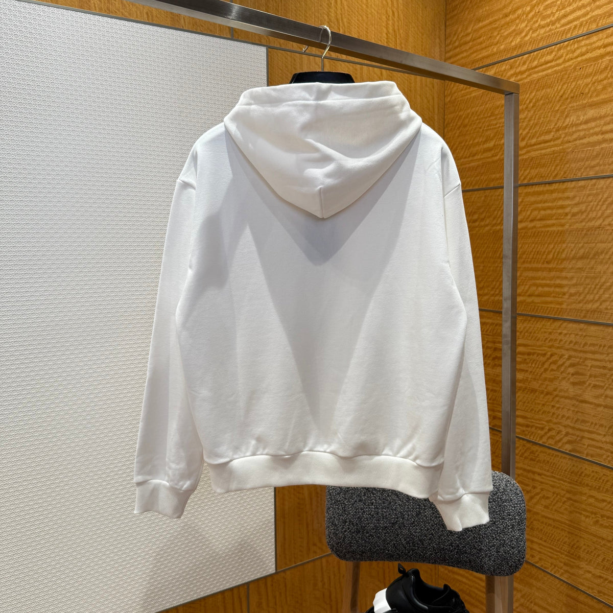 LOU HOODIE