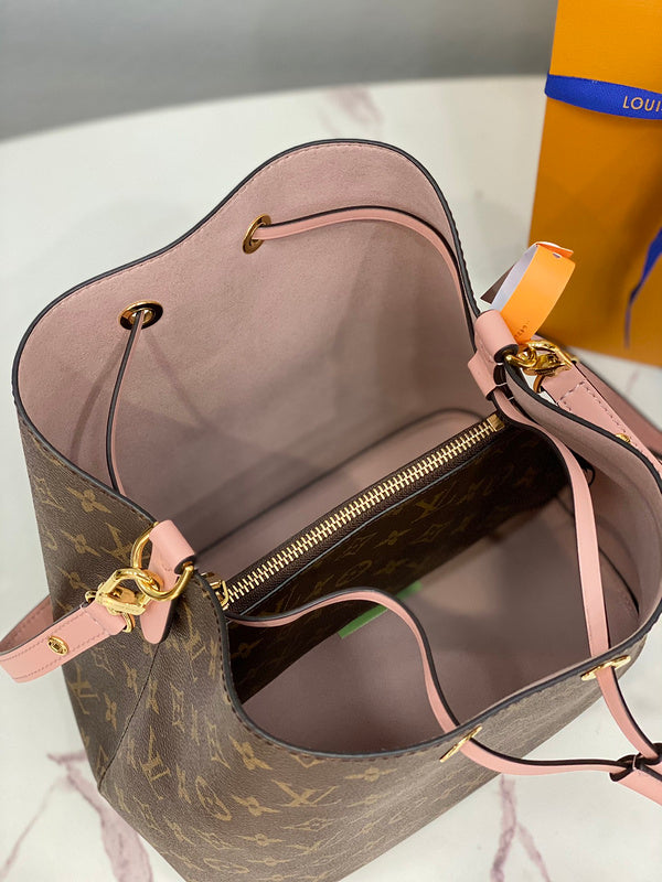 I W Fashion Lu-Vi bags - 17605