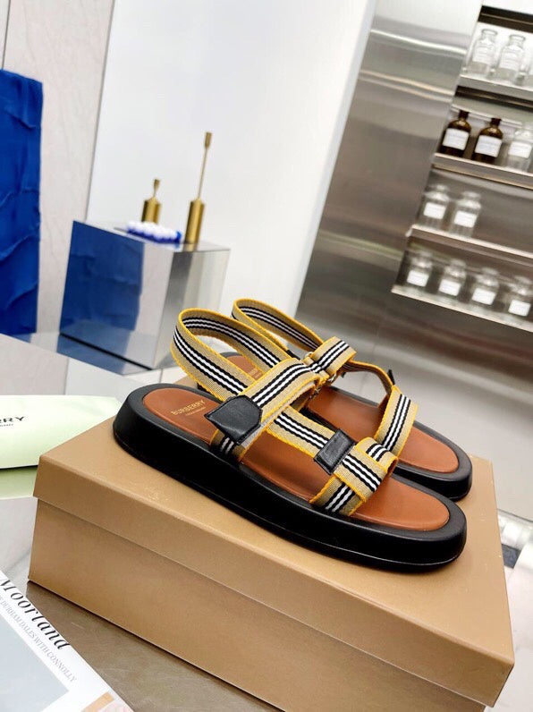 Burberry Luxury Shoes