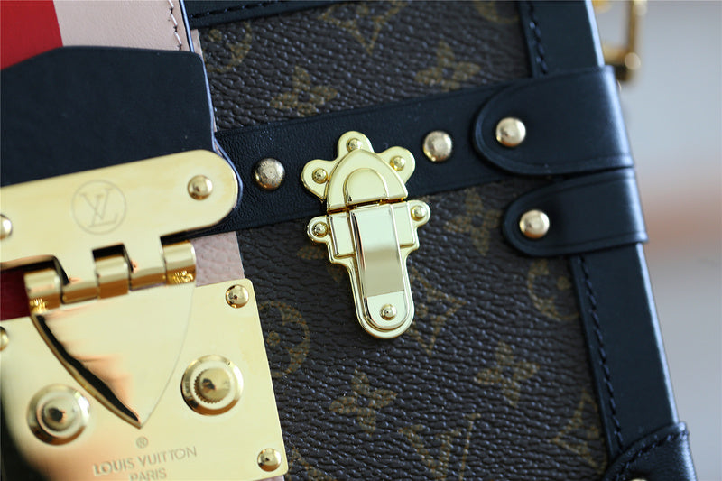 I W Fashion Lu-Vi bags - 8235