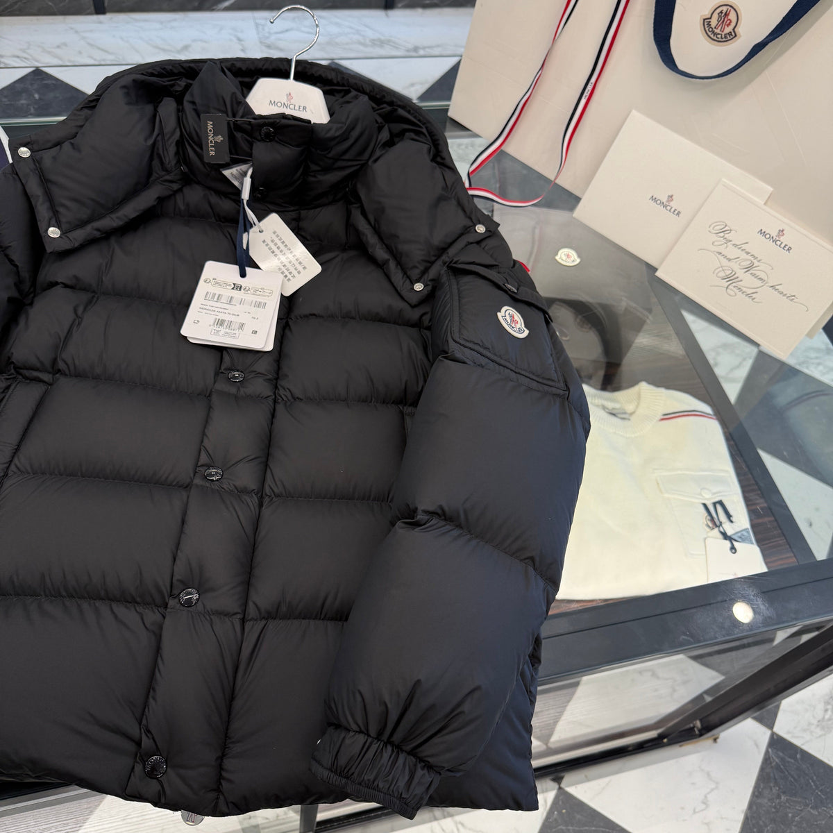 MONC VEZERE JACKET