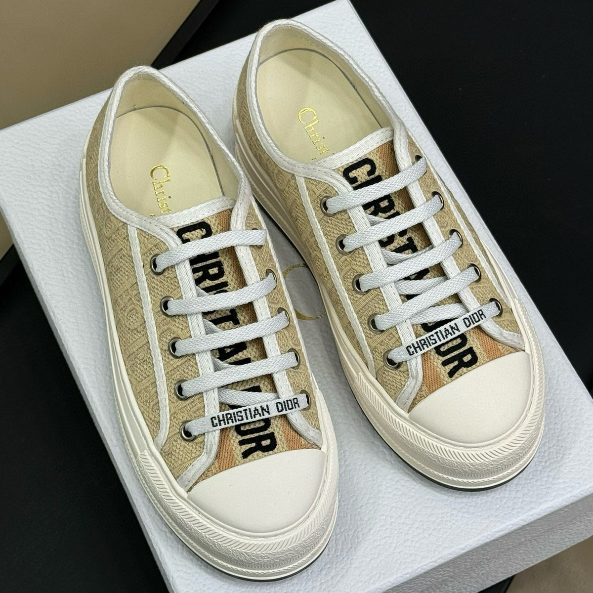 CD PLATFORM SNEAKER