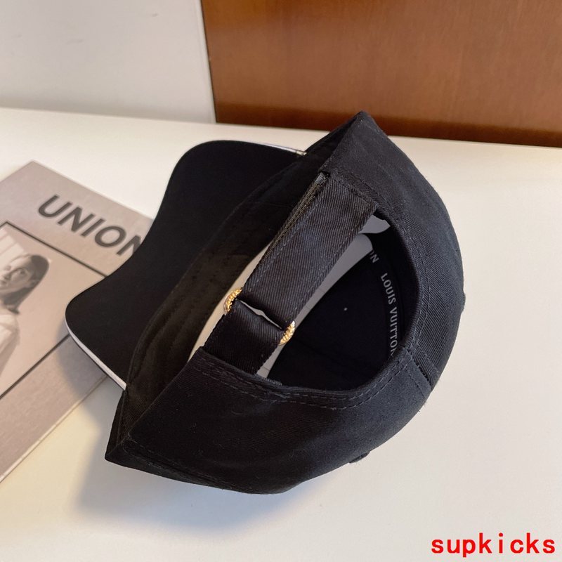 Louis Vuitton Luxury Cap