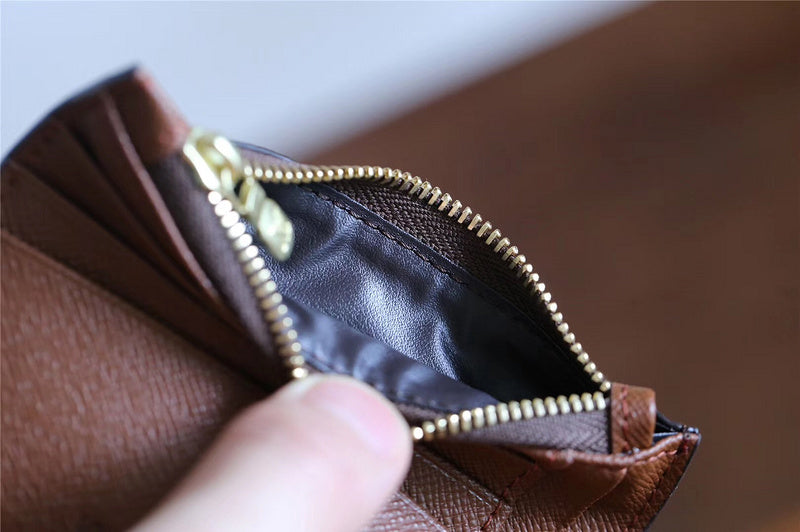 I W Fashion Lu-Vi bags - 9078