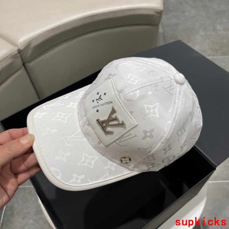 Louis Vuitton Luxury Cap