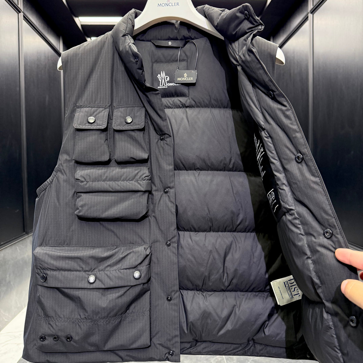 MONC TONGASS VEST