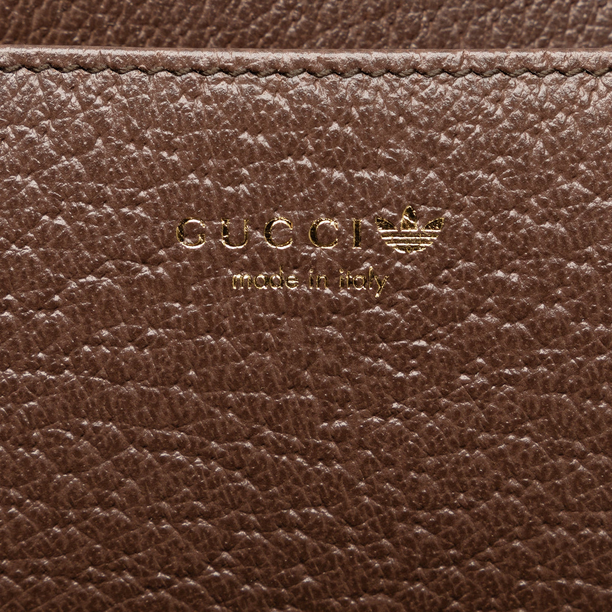 GUCCI x Adidas GG Supreme Wallet on Chain Crossbody Bag