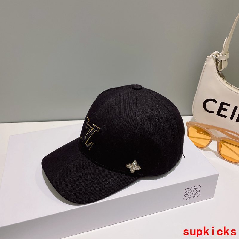 Louis Vuitton Luxury Cap