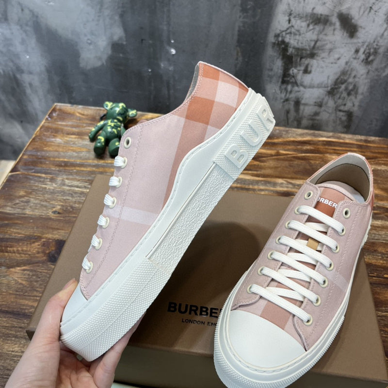 Burberry Luxury Shoes