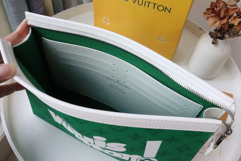 I W Fashion Lu-Vi bags - 17513