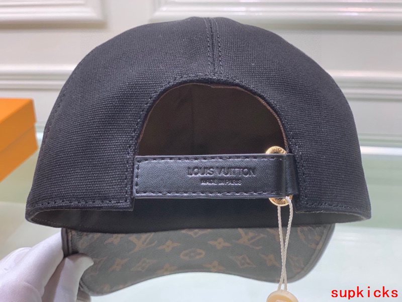 Louis Vuitton Luxury Cap