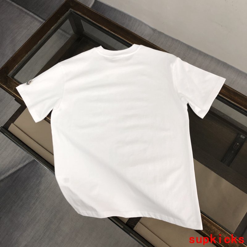 Moncler Luxury Cloth