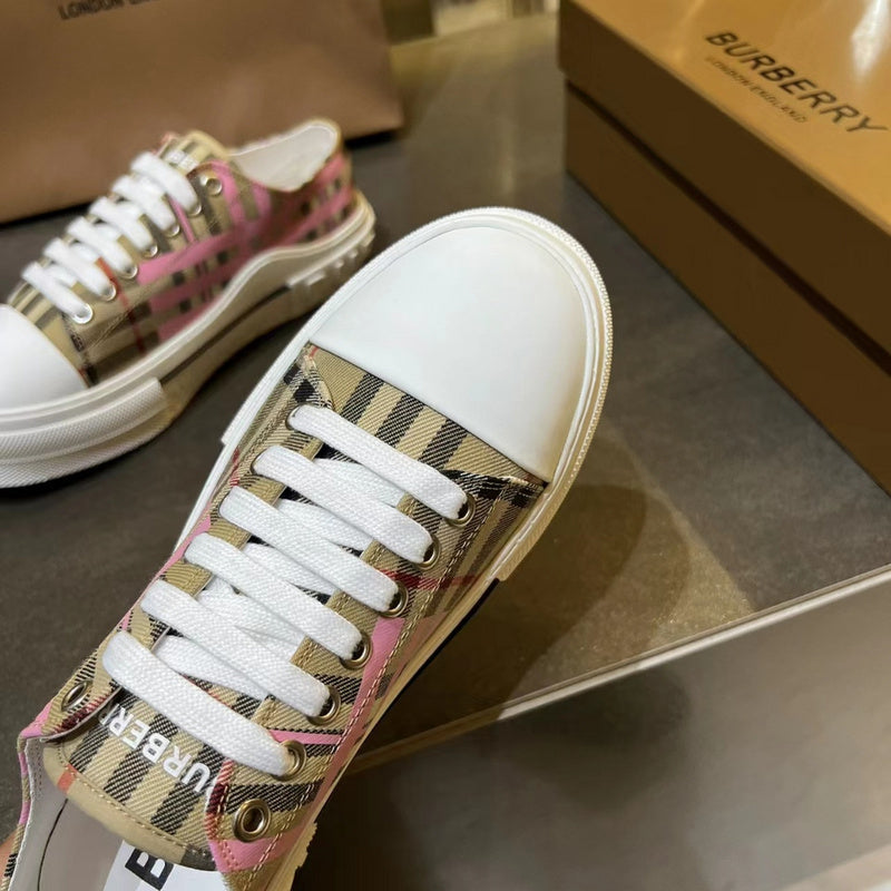 Burberry Luxury Shoes