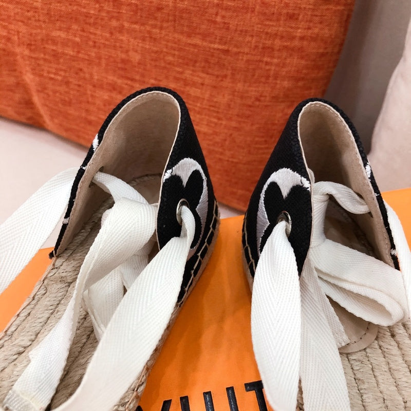 Louis Vuittion Luxury Shoes