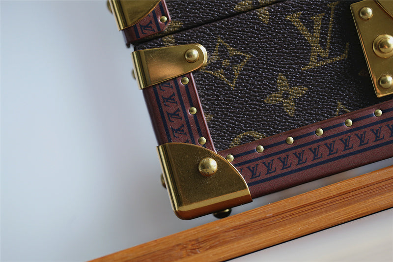 I W Fashion Lu-Vi bags - 9539