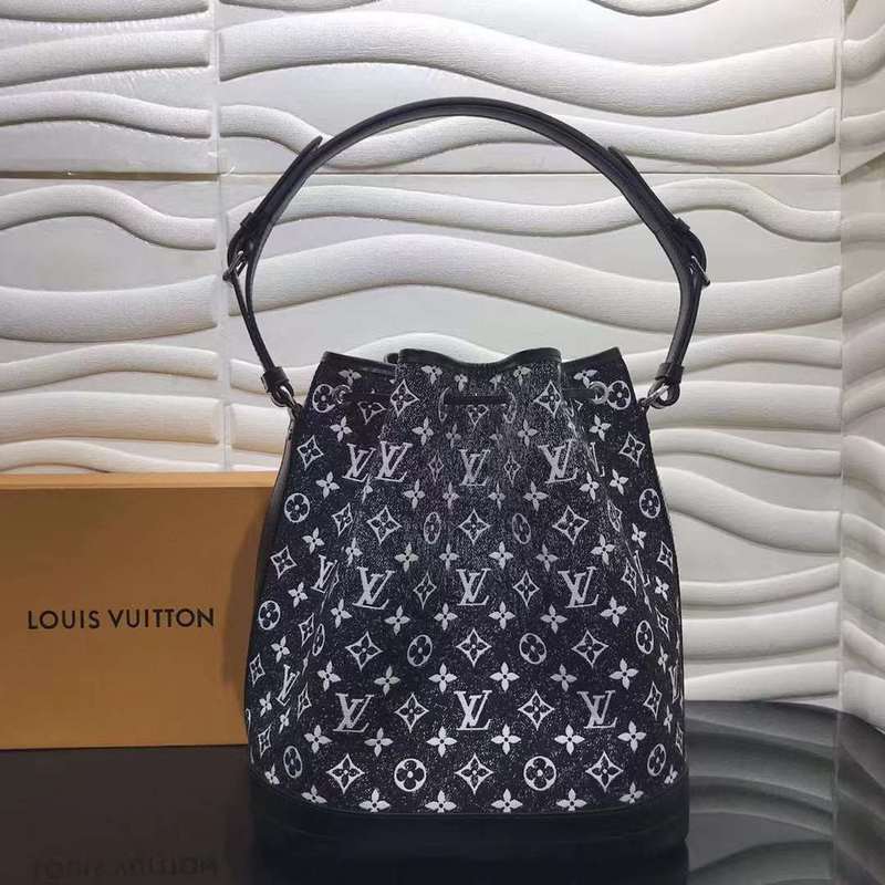 LOV2 Bags - Luxurious Bags  429