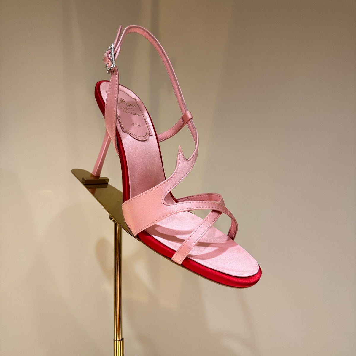ROGER V HEELS