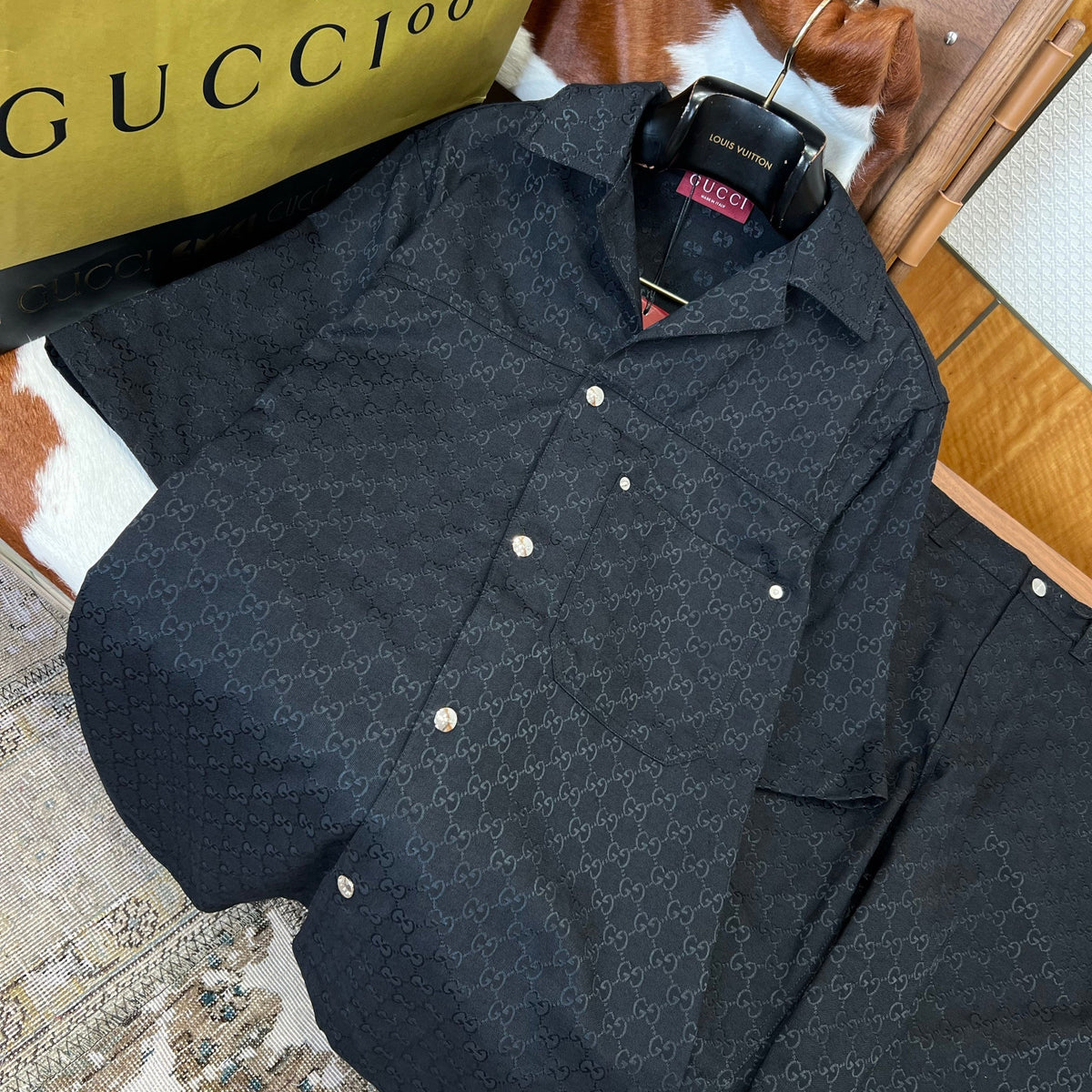 GG SHIRT - SHORTS SET