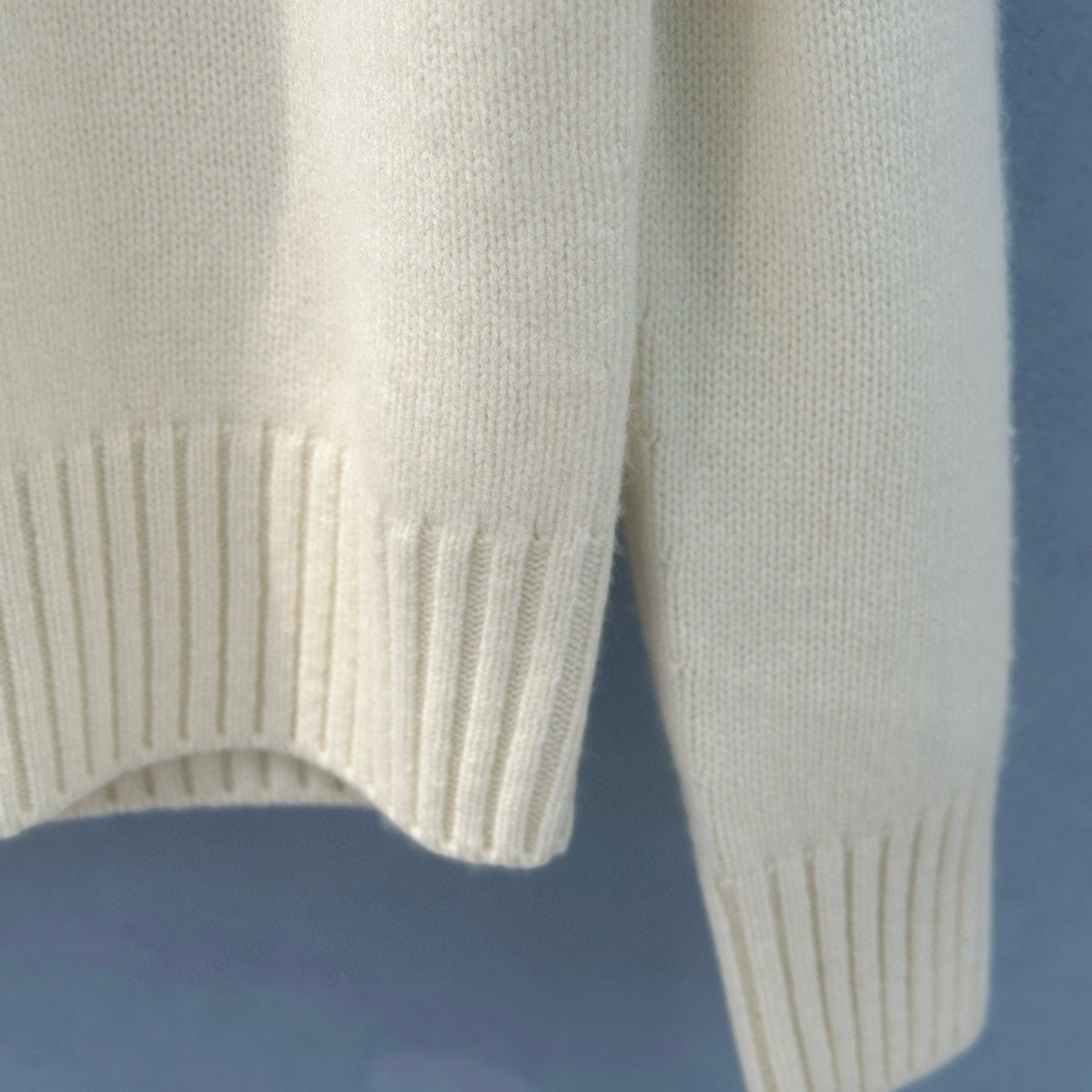 PD SWEATER
