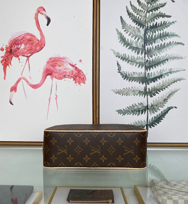 I W Fashion Lu-Vi bags - 17412
