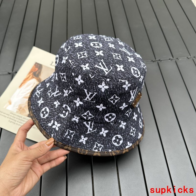 Louis Vuitton Luxury Cap