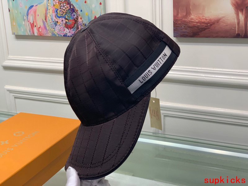Louis Vuitton Luxury Cap
