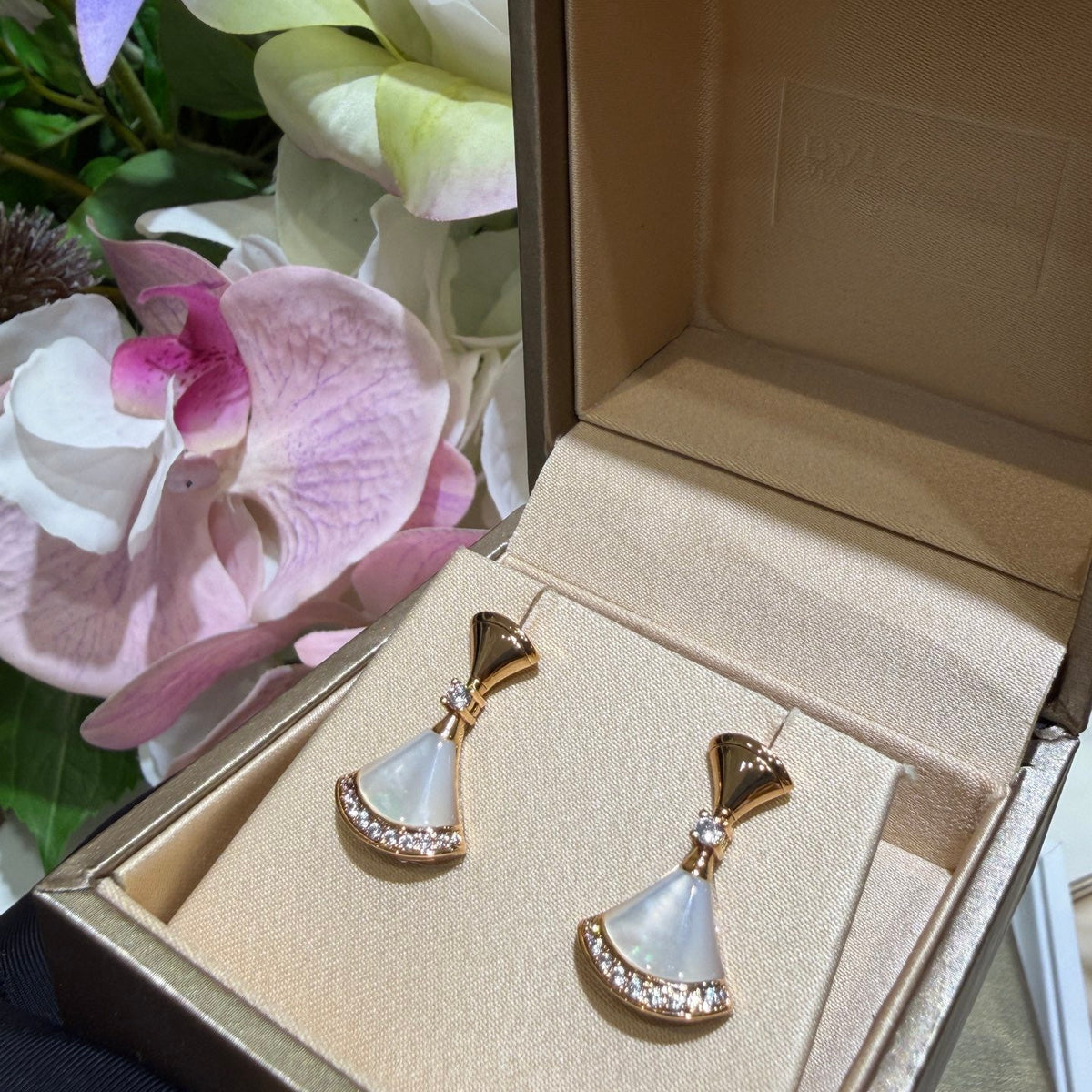 BVLG EARRINGS