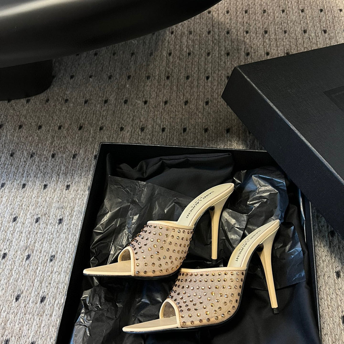 SL HEELS