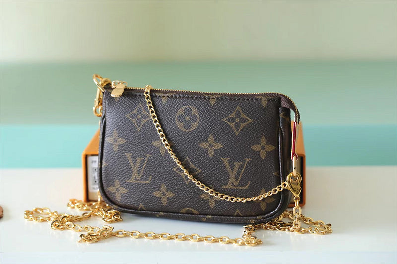 I W Fashion Lu-Vi bags - 8781