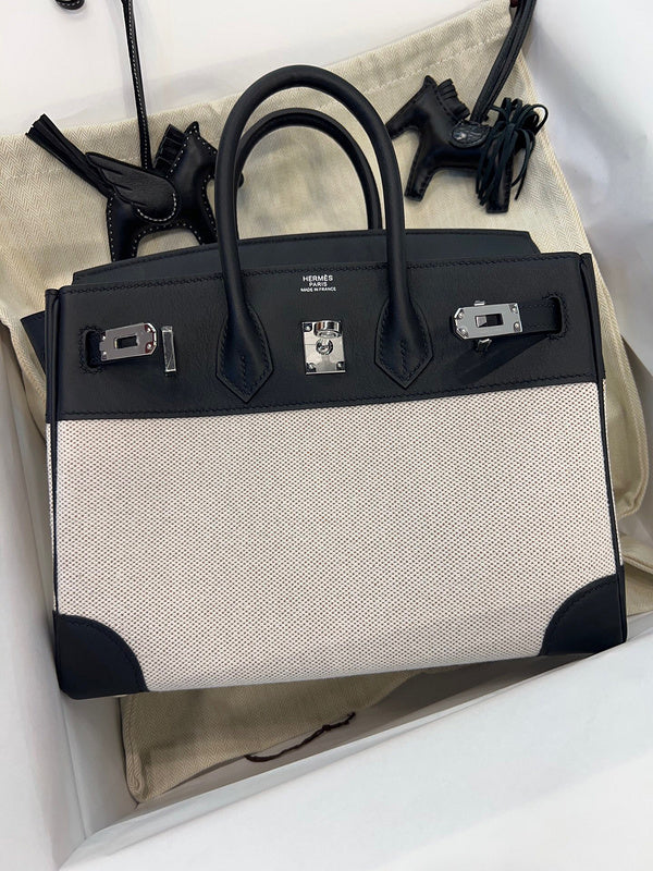 PHA - HMS Bags - 1571