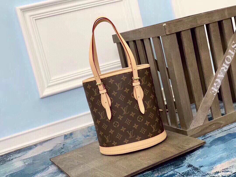 I W Fashion Lu-Vi bags - 17086