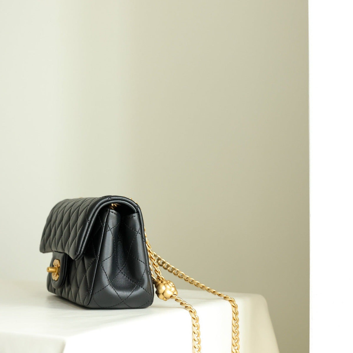 CC MINI FLAP BAG