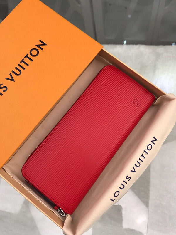 I W Fashion Lu-Vi bags - 9009