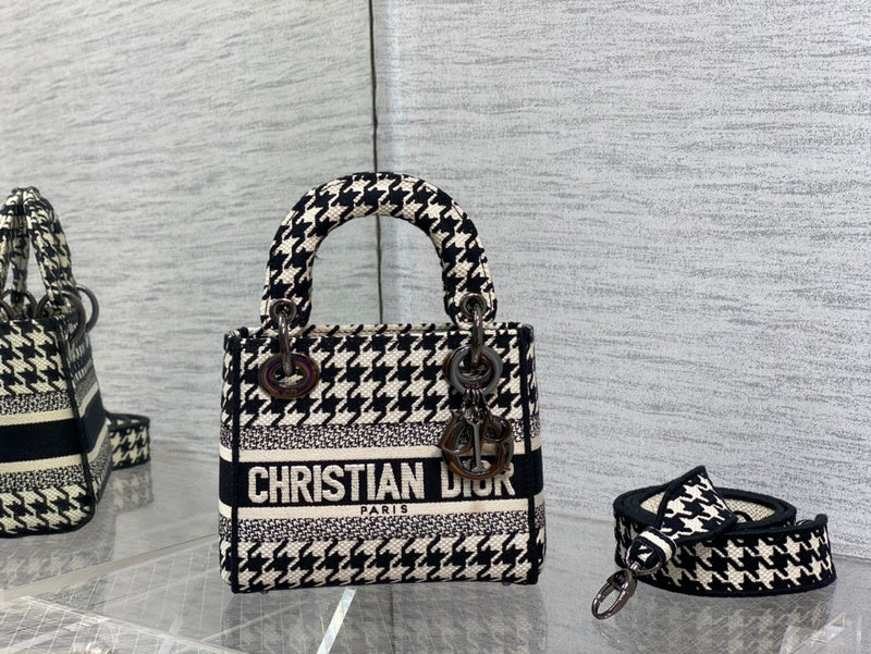 ENT - DOR Bags - 476