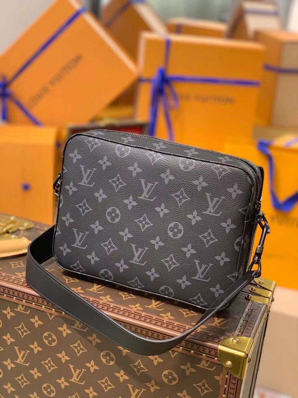 I W Fashion Lu-Vi bags - 17270